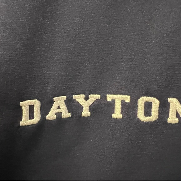 Under Armour Navy and Red University of Dayton Flyers Quarter-Zip size small - Picture 4 of 16